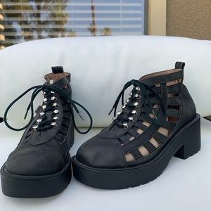 Jeffrey Campbell cutout lace up ankle boots in size 8.5